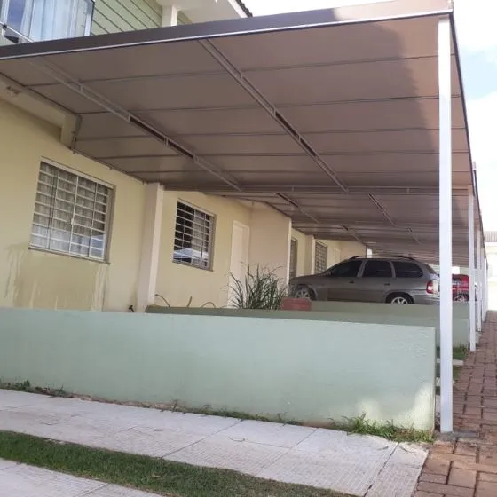 Cobertura de Lona em Diadema SP Cobertura de Lona em Diadema SP — Instalação em estacionamento