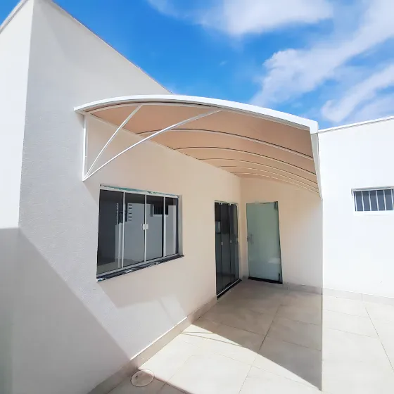 Toldo Fixo de Lona PVC em Diadema SP Toldo Fixo de Lona PVC em Diadema SP — Instalação em estacionamento