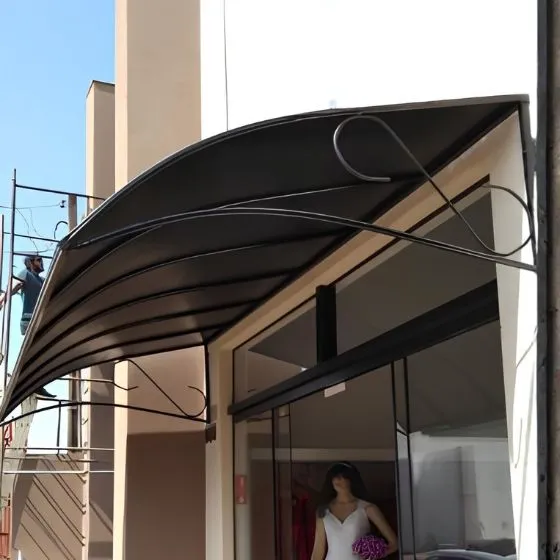 Toldo Fixo de Lona PVC em Diadema SP Toldo Fixo de Lona PVC em Diadema SP — Cobertura com estrutura metálica reforçada
